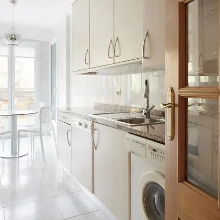 Koral - Basque Сан-Себастьян